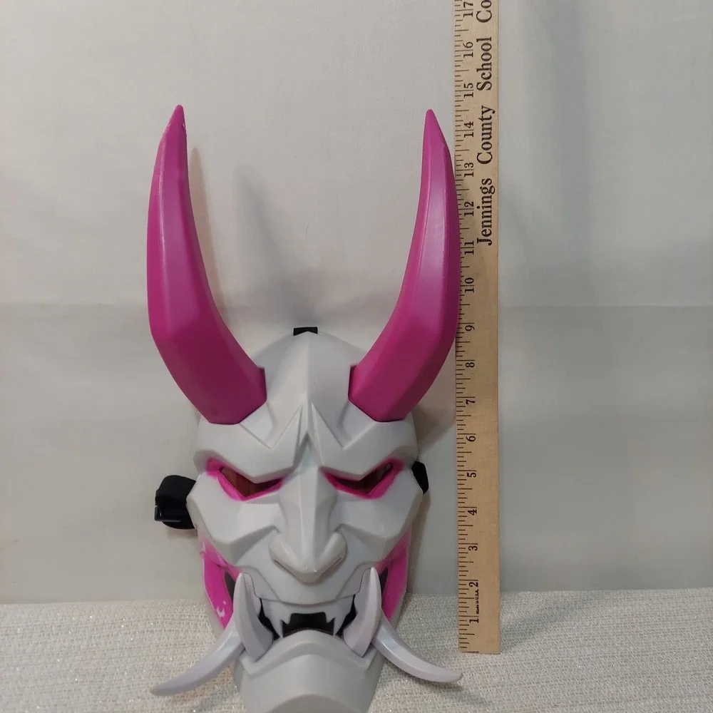 Hasbro Fortnite Victory Royale Series Fade Mask Collectible Roleplay Toy